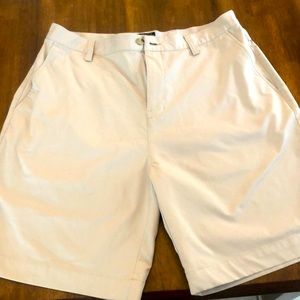 Men’s Adidas golf shorts 34
